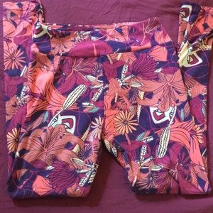 Lularoe Disney Maleficent Leggings